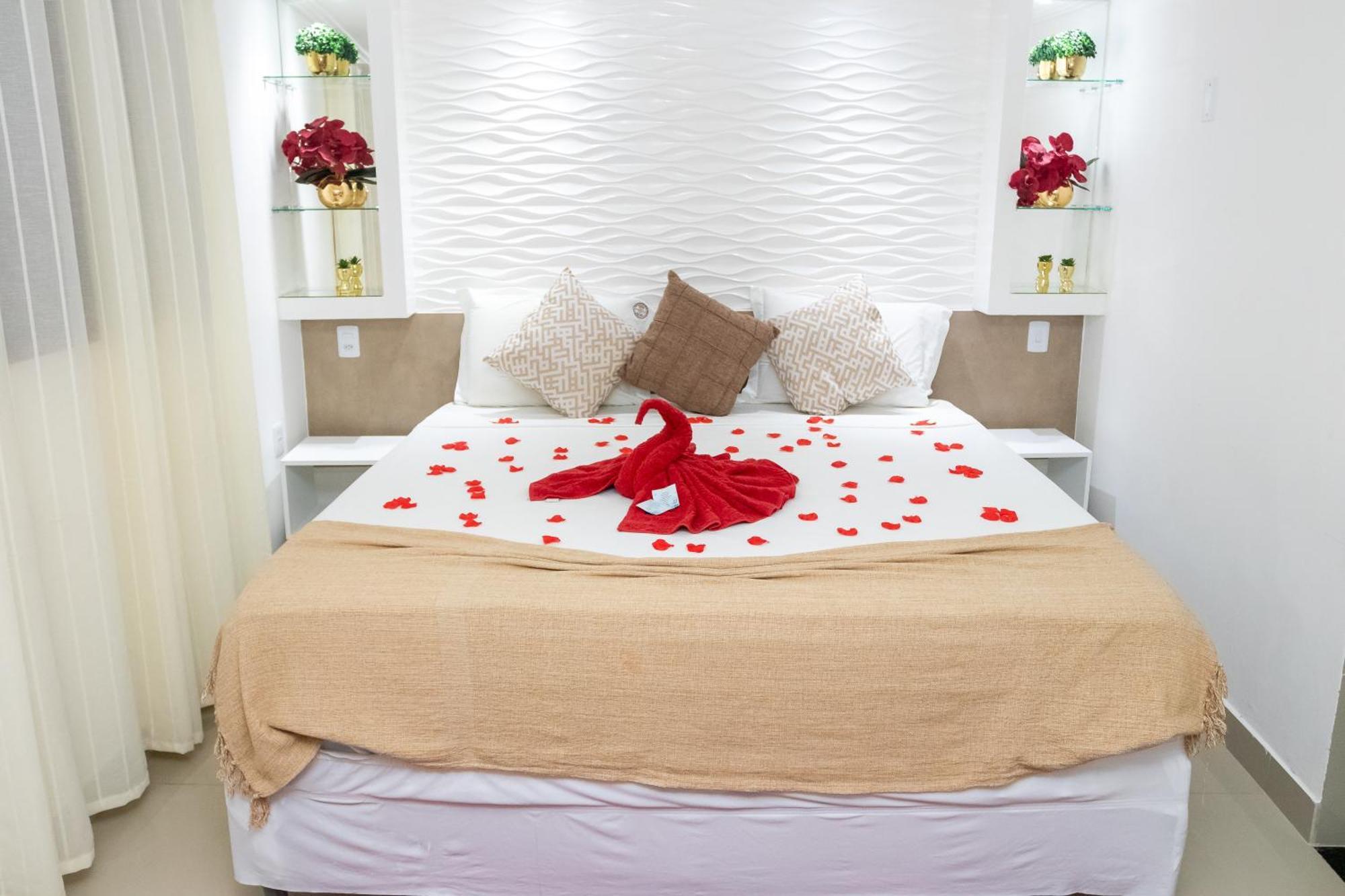 Deluxe Double Room with Bath,1743338749:JPEG